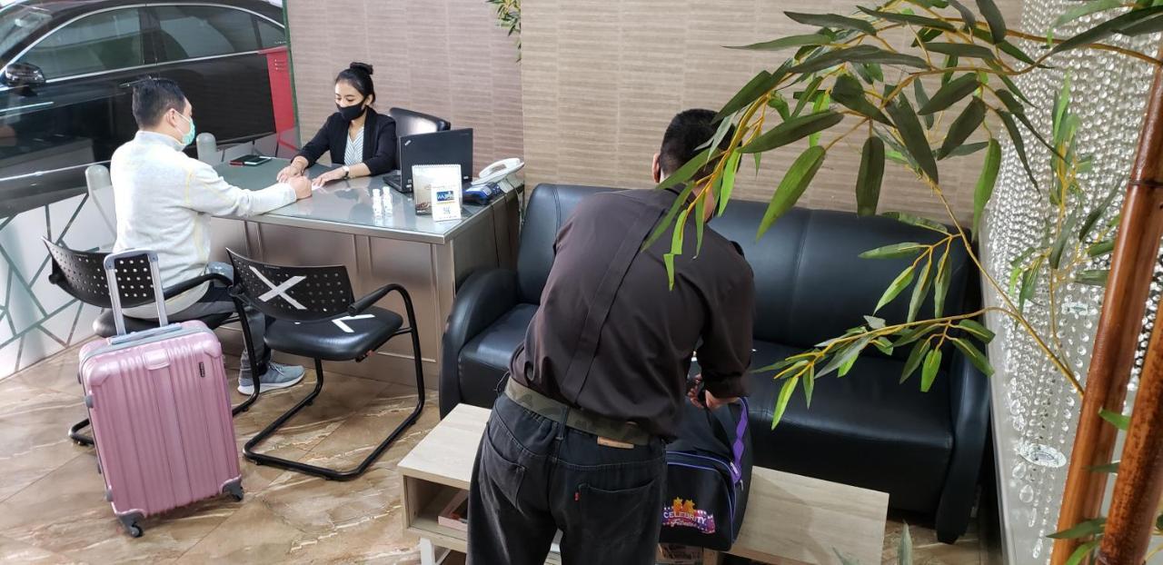 Harvia Suites Kebon Jeruk Yakarta Exterior foto