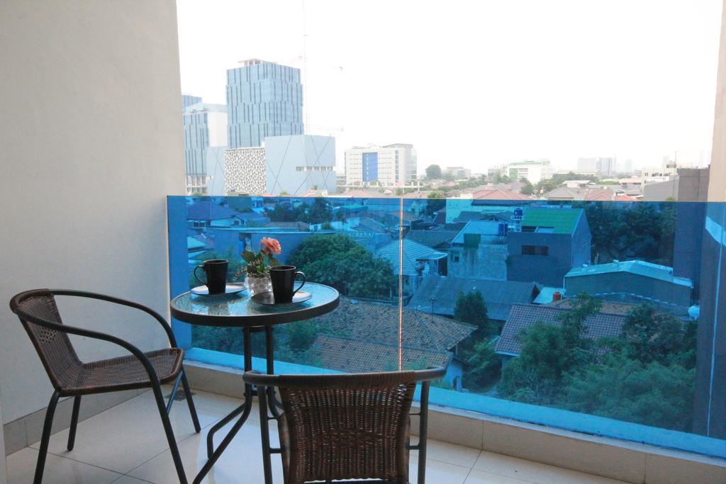 Harvia Suites Kebon Jeruk Yakarta Exterior foto