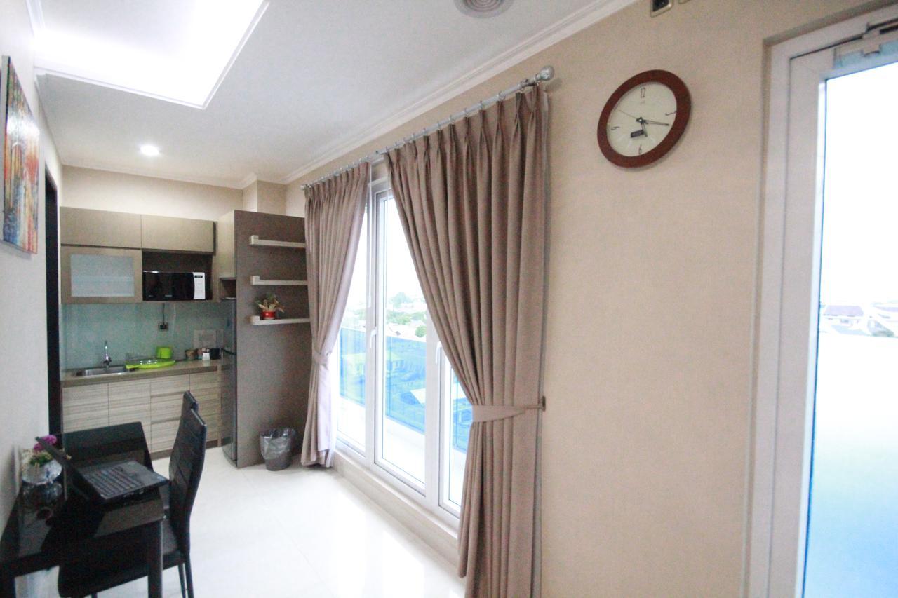 Harvia Suites Kebon Jeruk Yakarta Exterior foto